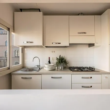 R.c. Giulio Cesare. Loft In Centro Holiday home Rome