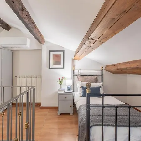 Appartamento Iflat Charming Near Piazza Venezia Roma