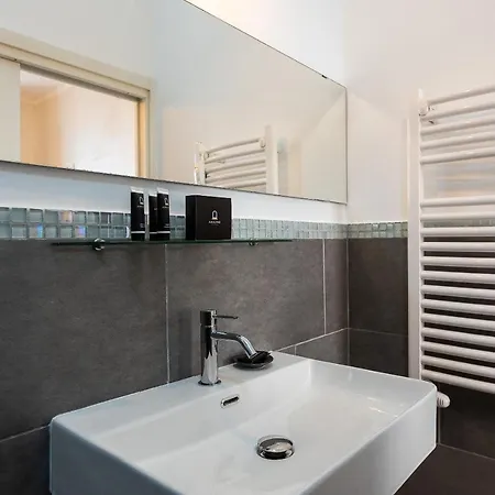 Apartment Lovely New Via Genova *