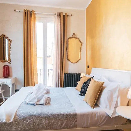 Golden Piazza Di Spagna Vendégház 3*