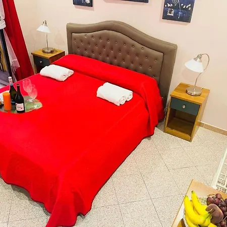 Affittacamere Anche Ad Ore - *