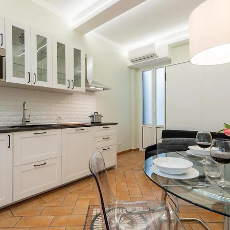 Chez Monti Apartment *