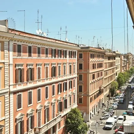 San Pietro's - Guest house 2*