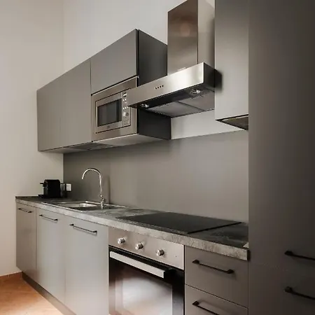 Sonder Piazza Venezia 3* Roma