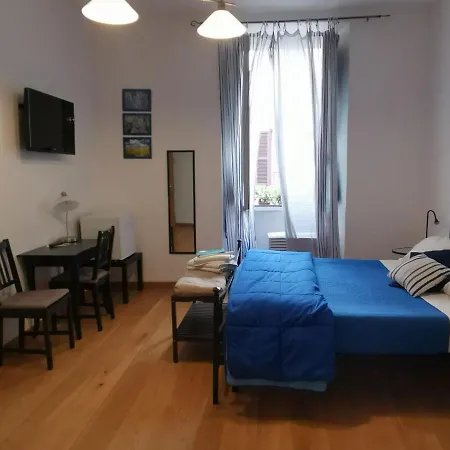 Bed & Breakfast 103 *