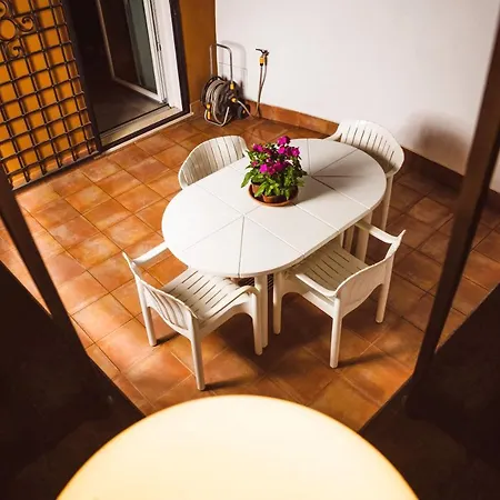 Apartment Renella 92 Rome