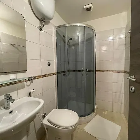 Cernaia Nocleg ze śniadaniem