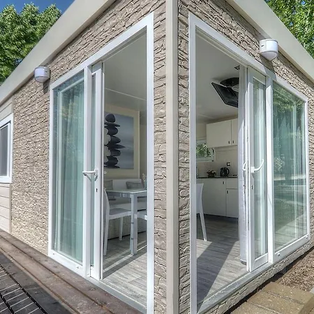 Flaminio Village Park Campsite 4*
