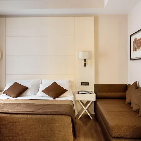 Oxford Hotel 4*