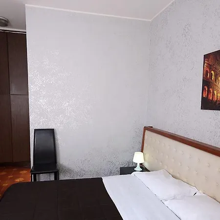 Hotel Roma Room Hotel 3*