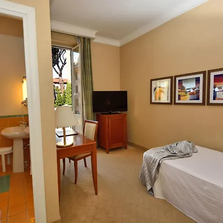 Hotel Lh Lloyd Řím
