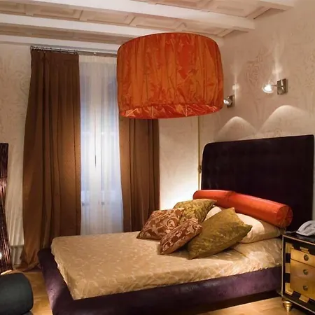 The At The Forum Luxury Collection - The At The Forum 5*