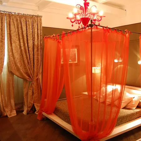 Otel The At The Forum Luxury Collection - The At The Forum 5*