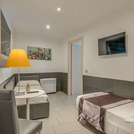 Ξενοδοχείο Trevi Palace 3*