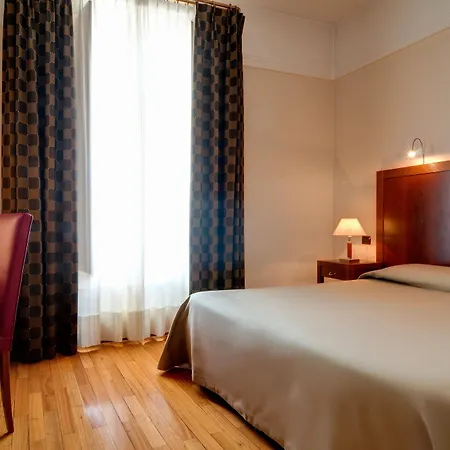 Genova 4*