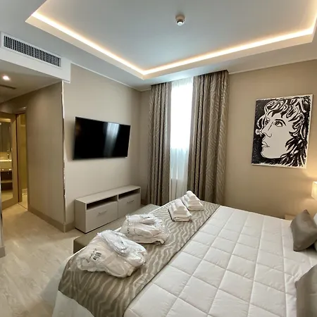 Genova 4*