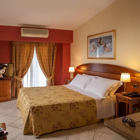 Marini Park Hotel 3*