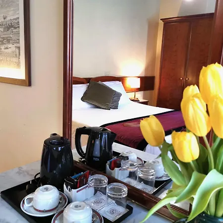 Hotel Teatro Di Pompeo Rom