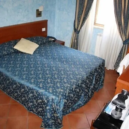 Toffa Place In 2* Rome