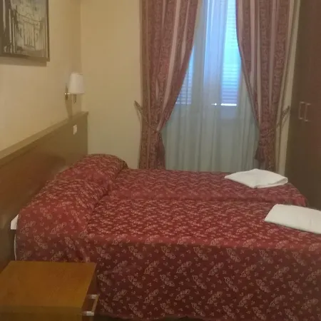 Hotel Toffa Place In Rome