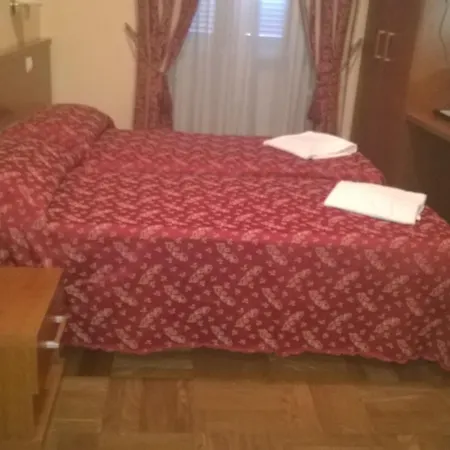 Toffa Place In Hotel