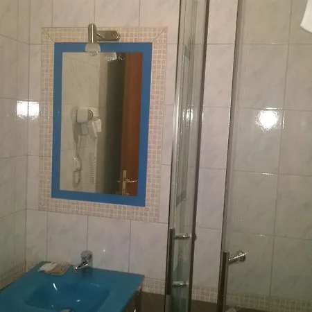 Toffa Place In Hotel 2*