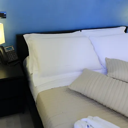 Mirko Luxury 3* Rome