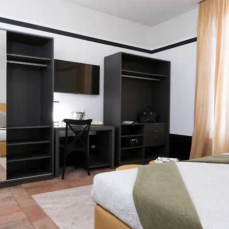 Relais Santa Maria Maggiore Bed & Breakfast 3*