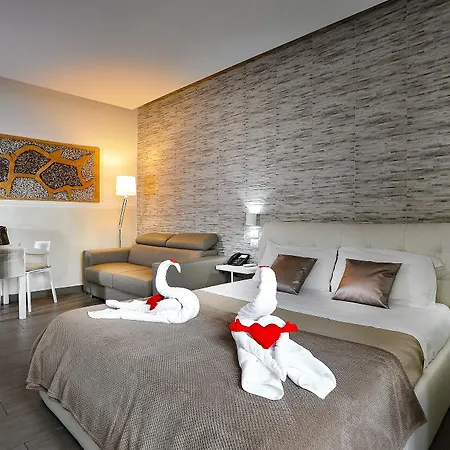 Domus Castroni Pompeo Magno 3* Рим