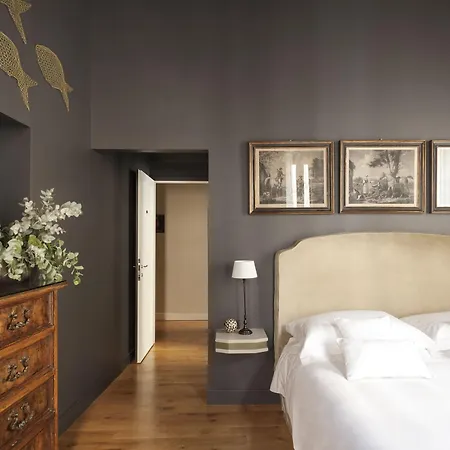 Crossing Condotti Guest house 3*