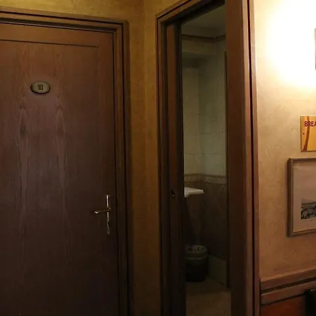 Hotel Pomezia Roma