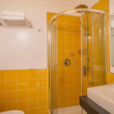 Hotel Urban Garden 3*