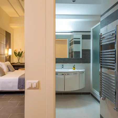 Hotel Hearth Hotel 3*