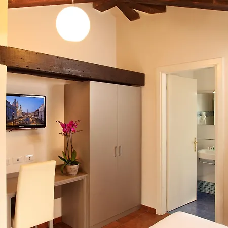 Hotel Hearth Hotel Rome