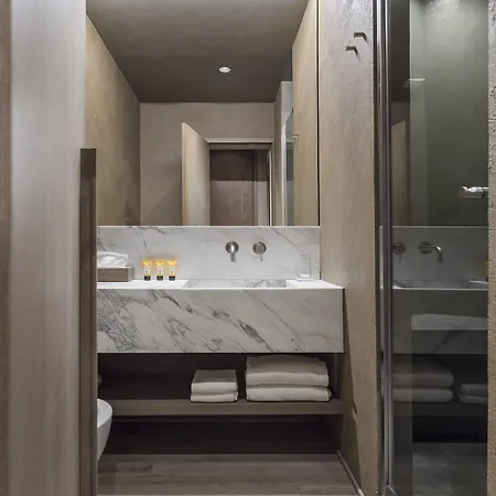 Otel Dei Barbieri 4*