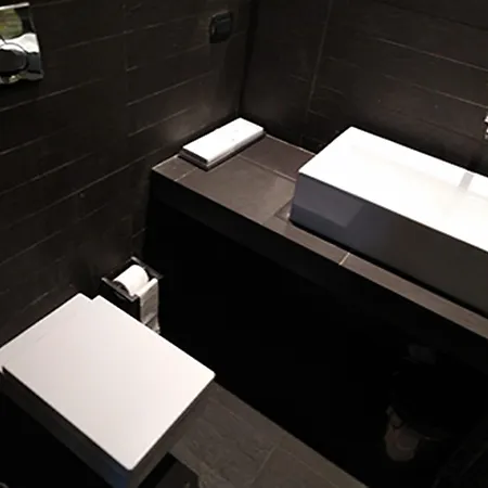 M&j Place Ostello