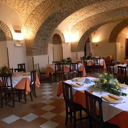 Hotel Domus Carmelitana 3*