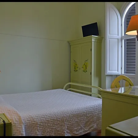 Lilium Boutique Hotell 3*
