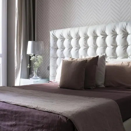 Le Quattro Dame Luxury Guest house 3*