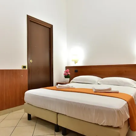 Terminal House 2* Roma