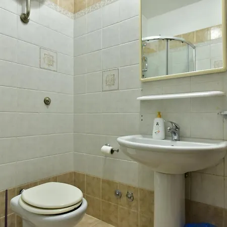 Bed and breakfast Terminal House 2*