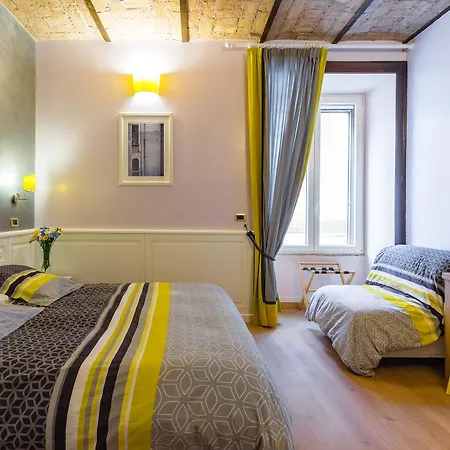 Domus Avi - Guest house Rome