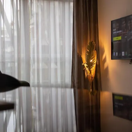 Apartament T-house