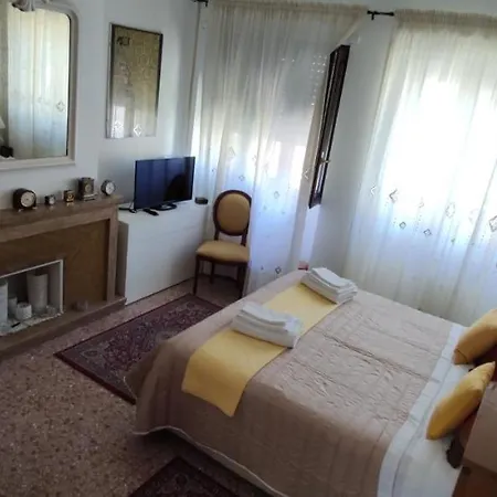Guest house La Badia Del Cavaliere 2 *