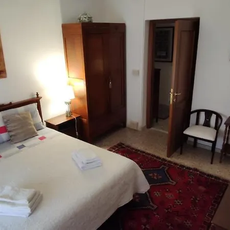 La Badia Del Cavaliere 2 Guest house Rome