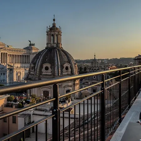 H10 Palazzo Galla Hotell 4*