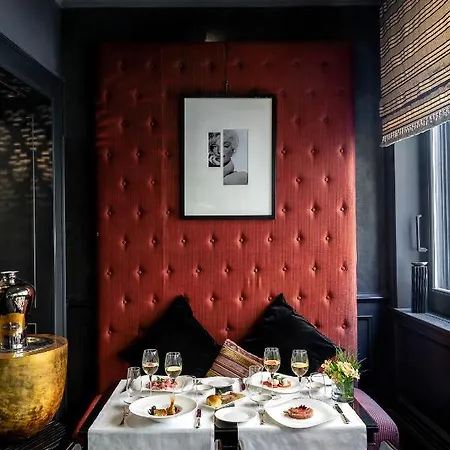 Baglioni Regina - The Leading Of The World Róma