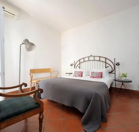 Pantheon 2 Bedrooms Apartmán *