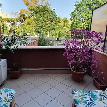 Chic 'n Charme Trastevere Terrace 2 Apartment