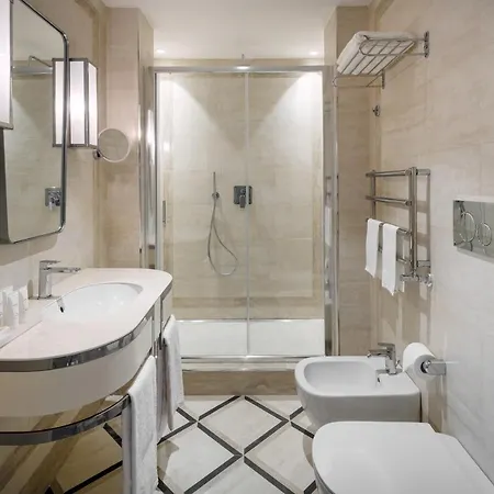 Trastevere Hotel 4*
